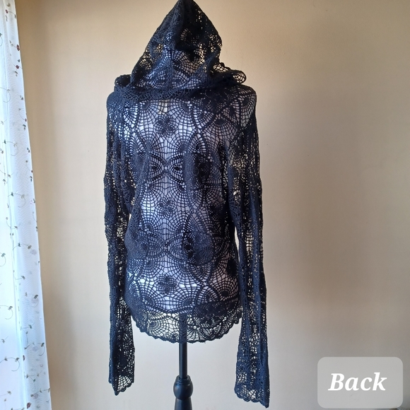 J Jill Hand Crochet 100% Silk Black Long Sleeve Hooded Pullover Top Size M - Picture 5 of 8